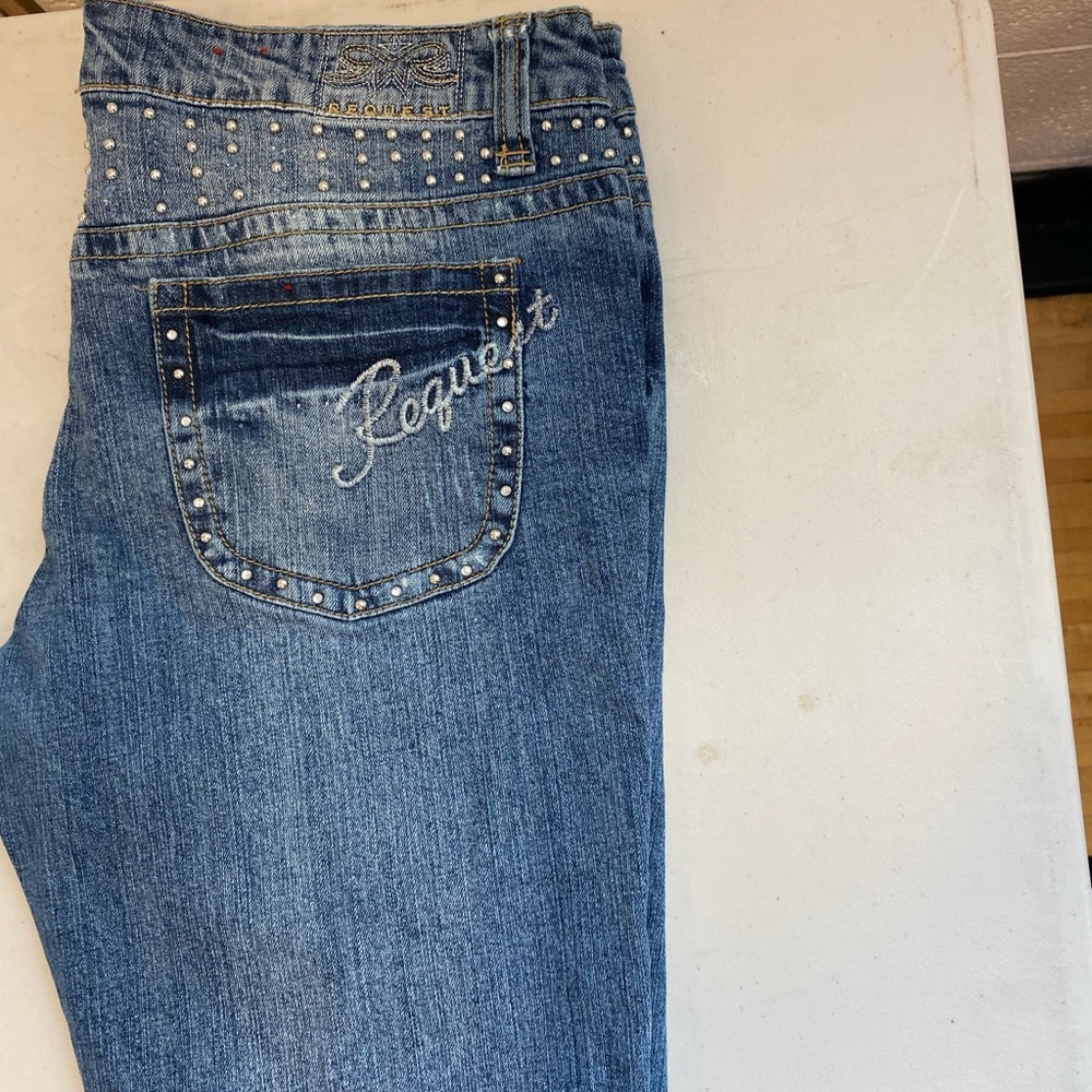 Request Jeans - image 1